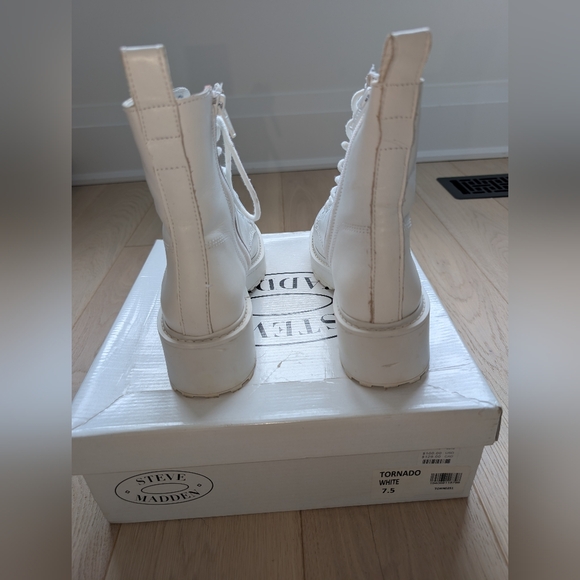 Steve Madden White Combat Boots - Picture 5 of 7